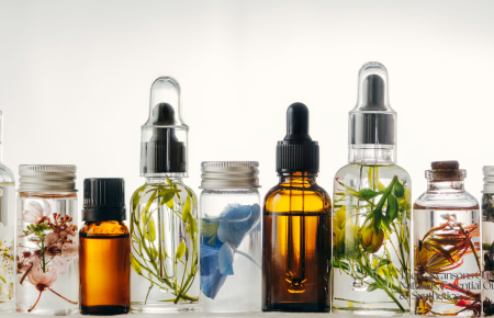 The Carvansons Guide to Naturals Essential Oils Synthetics 2